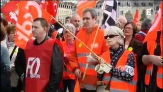 Manifestation des salariés de Doux à Lorient France 3 Bretagne [upl. by Meehyrb]