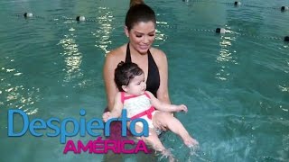 ¡La primera clase de natación de Baby Giulietta [upl. by Soble]