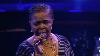 Cesaria Evora  Live dAmor Grand Rex Paris 2004 [upl. by Sito]