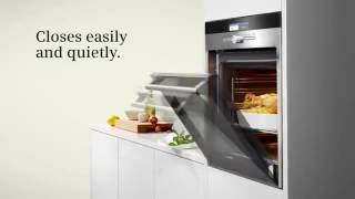 Siemens Oven Equipped with SoftClose Door [upl. by Acceber]