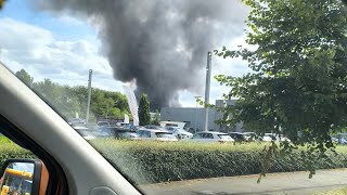 huge industrial unit fire in erdington birminghamtrending breakingnews fire fireengines wmfs [upl. by Aydni]