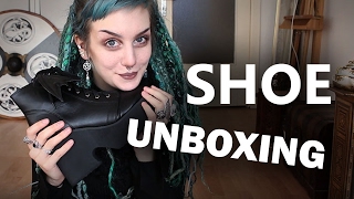 Shoe Unboxing  Ironfist UK  Manic Moth [upl. by Tchao]