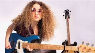 New Project Experimental  Tal Wilkenfeld amp Jeff Beck  Bass Solo  Extended   009G5 [upl. by Rustie]