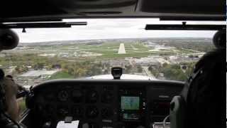 Bad Crosswind landing Oshkosh 27 Cessna Skyhawk 172 [upl. by Saum]