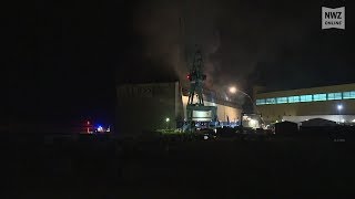 Großbrand zerstört Baudock von weltbekanner LürssenWerft mit LuxusyachtRohbau [upl. by Nauqit]