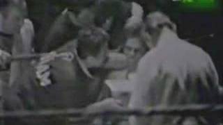 Nino Benvenuti vs Carlos Monzon I Rounds 910 [upl. by Mettah499]