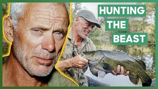 Jeremy Wade Hunts A Giant Murray Cod In Australia  Jeremy Wades Dark Waters [upl. by Jael]