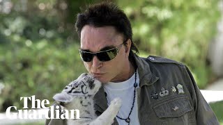 Roy Horn of Siegfried amp Roy dies from coronavirus [upl. by Bink]