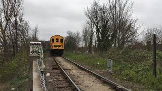 Hastings thumper 1001 at angerstein wharf foot crossing [upl. by Ylirama]