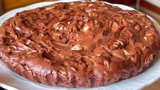 Gâteau chocolat et Amandes effilées  SANS FARINE NI GLUTEN [upl. by Ahsilaf]