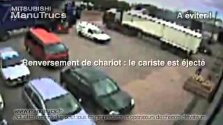 Renversement de chariot  le cariste est éjecté [upl. by Nyrem]