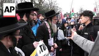 Tensions high as Israeli and Palestinian supporters meet outside ICJ hearing [upl. by Heron]