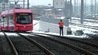 Chemnitz Aktuell  Straßenbahn im Hauptbahnhof [upl. by Jerad]