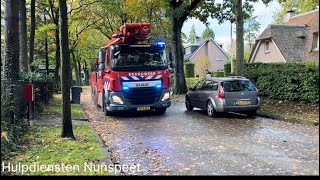 Brandweer Nunspeet en Elburg met spoed naar een schoorsteenbrand in Nunspeet [upl. by Nivlek]