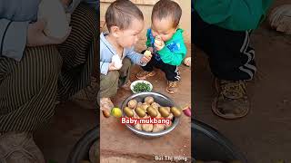 Baby mukbang food bữa trưa của 2 em bé khi mẹ vắng nhà shorts viralvideo [upl. by Jedthus]