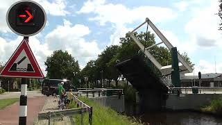 Brugopening Venekoterbrug Easterwâlde Ophaalbrug Drawbridge Pont Levis Klappbrücke [upl. by Iolande]