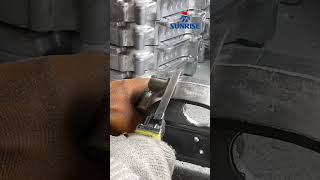 15 seconds to immerse you in the experience of deburring aluminumdiecastingdiecastingproduct [upl. by Werdma]