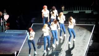 FANCAM SNSD  Gee SMTown in Anaheim 120520 [upl. by Jocelyne668]