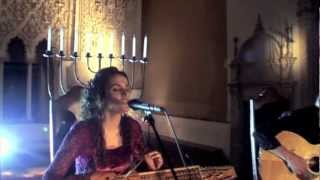 ANA ALCAIDE Y ARRELUMBRE from sephardic wedding song Sinagoga in Toledo [upl. by Soalokcin]