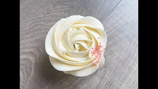 AMERICAN BUTTERCREAM FROSTING RECIPE GRAIN FREE SILKY SMOOTH AND NOT TOO SWEET [upl. by Fabron565]