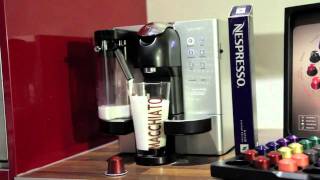 DeLonghi Lattissima EN720M  LatteMacchiato Zubereitung [upl. by Ttenneb754]