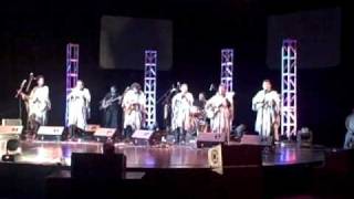 Cueca del Bicentenario Saya Cochabamba  Los Kjarkas en vivo [upl. by Marcellus]