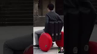 Un SCOOTER Electrique GONFLABLE dans un sac à dos [upl. by Bilek745]