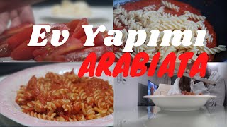 KORELİ EŞİMDEN ARABİATA TARİFİEVDE YAPABİLECEĞİNİZ EN BASİT MAKARNA 🍝 [upl. by Ennairam287]