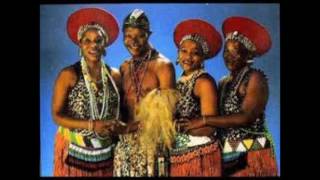 Mahlathini and the Mahotella Queens  Abake ba bonana [upl. by Magnuson808]