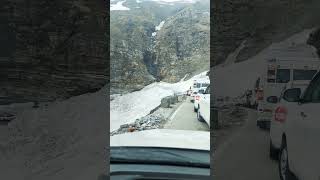 Bom Diggy snow snowboarding snowfall manali rohtang valley manalitrip youtubeshorts shorts [upl. by Aniale]