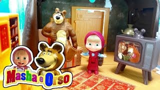 MASHA E ORSO LA CASA DI ORSO italiano giochi per bambini Toc Toc possiamo entrare [upl. by Dragde]