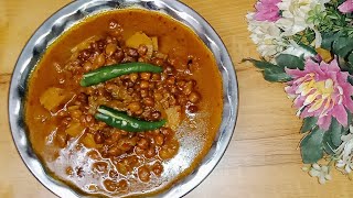 Aloo chane ki sabji 🤤 kala chana masala gravy  aloo chane ki sabji kukkar me [upl. by Fiorenze53]