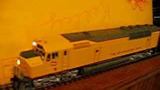 Athearn Genesis Milwaukee Road FP45 sound and light check [upl. by Aicirpac]