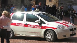 Polizia Municipale Italia Städtische Polizei Municipal police Italy DACIA FIAT SUZUKI Renault [upl. by Anecuza]