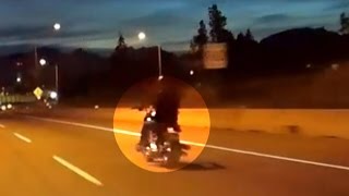 Caught on camera Motorcyclist drives onehanded to avoid toll [upl. by Auburn]