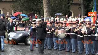 MATTARELLA ARRIVA A PIAZZA VENEZIA  LInsediamento del Presidente della Repubblica [upl. by Paulina395]