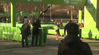 Chicago Shamrock Shuffle 2022 draws 20K for festive downtown running event [upl. by Nawek]