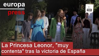 La Princesa Leonor y la Infanta Sofía quotmuy contentasquot tras la victoria de España [upl. by Aicatsana]