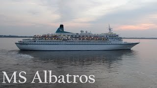 Auslaufen der MS Albatros in Bremerhaven  Phoenix Reisen [upl. by Teresa]