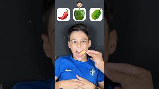 Quem será que vai conseguir comer o maxixe😱 shorts challenge [upl. by Nunnery817]