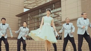 のん、レトロワンピでスカートひらり オリジナル楽曲「シャボン玉」歌う 映画「星屑の町」本編映像が公開 [upl. by Eirlav]