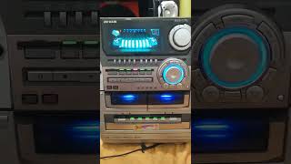 Aiwa T76 tocando 2 Hard Power 550 [upl. by Ocnarf757]