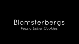 Mette Blomsterberg bager Peanutbutter Cookies fra egen opskrift og bruger Blomsterbergs bageudstyr [upl. by Nicram839]