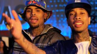 Chris Brown  Loyal Chapiadora Remix FeatTyga Sensato Del Patio Mark B amp El Tal Mickey [upl. by Ingraham771]