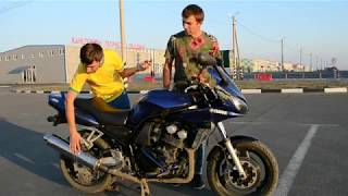 Yamaha FZS600 Fazer ДОРОЖНИК или СПОРТ Отзыв реального владельца [upl. by Daniyal]