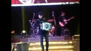 la mesera los tigres del norte en ecatepec 2013 [upl. by Maleen]