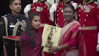 President Droupadi Murmu presents Arjuna Award 2023 to Sheetal Devi for her excellent performance [upl. by Nylyoj412]