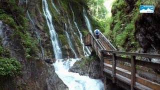 Wandern in Bayern Wimbachklamm Ramsau im Nationalpark Berchtesgaden Oberbayern Deutschland [upl. by Oznarol579]