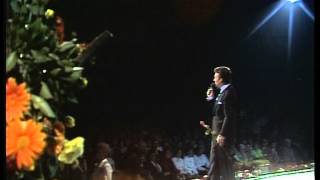 Peter Alexander Medley Der letzte Walzer und komm und bedien dich live 1976 [upl. by Nairrad]