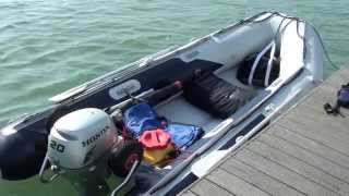 Honwave IE 38  Honda 20HP On Warsash Jetty [upl. by Notgnirrac208]